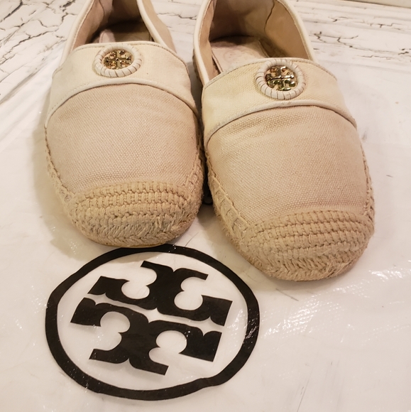 Tory Burch Logo Espadrilles 214 - Picture 3 of 15